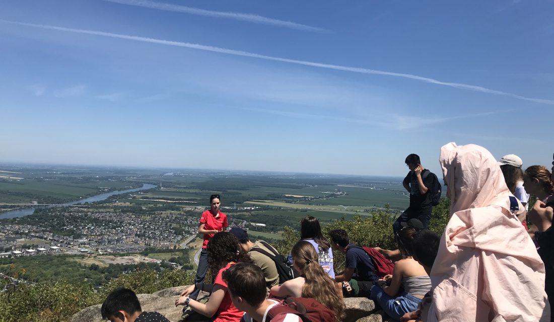 Fred speaking to a camp group at the top of the Dieppe summit @ Alexandra Falla